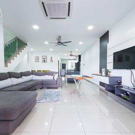 Port Dickson 14Pax 4Br Double Storey House Esterno foto